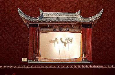 《崩坏：星穹铁道》知更鸟角色PV——「孤独摇摆」